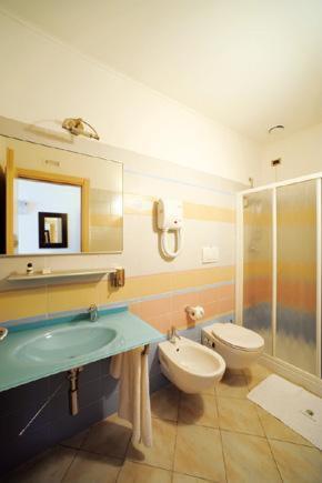 Hotel Cristina Rocca San Giovanni Exteriör bild