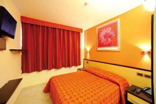 Hotel Cristina Rocca San Giovanni Exteriör bild